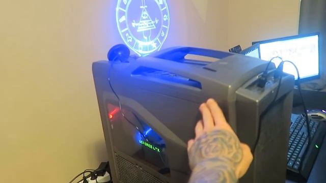 ЭТО КВАРТИРА ДВУХ ЮТУБЕРОВ МАЙНКРАФТЕРОВ! КАК ЖИВУТ ВИДЕОБЛОГЕРЫ?!