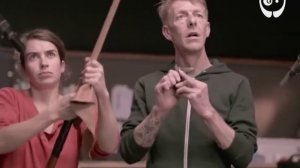 Работа звукооформителя. Озвучка фильмов. Звуки фильма - запись в студии.