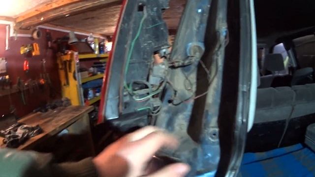 #гаражныйремонт   замена ламп стоп сигнала Honda cr-v RD1