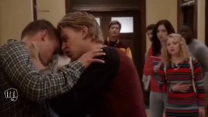 новенький первый день в школе, Постоял за себя, заступился за девушку, друга  Шк