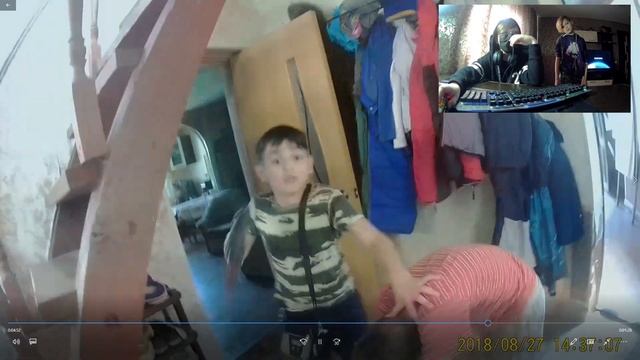 СМОТРЮ СВОИ СТАРЫЕ ЗАПИСИ С КАМЕРЫ 0_0 смотреть онлайн