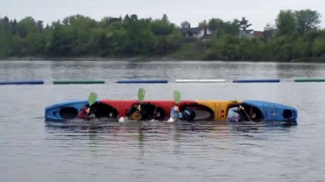 Four Person Roll! Martini Modular Kayak смотреть онлайн