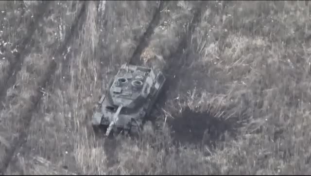 Первый уничтоженный "Леопард 1  А5" под Купянском.