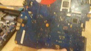 сколько золота в ноутбуке?