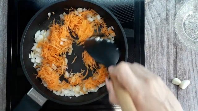 Вкусный Рассыпчатый Рис на Сковороде. Попробуйте Приготовить Рис на Гарнир по Этому Рецепту!