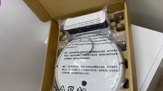 Распаковка и обзор робота-пылесоса Xiaomi Mi Robot Vacuum Cleaner 1S смотреть онлайн