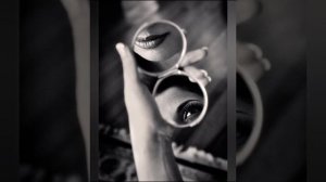 Я признаюсь на прямую, я люблю себя любую...