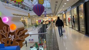 Новогодние приготовления в ТЦ РИО на Севастопольской
