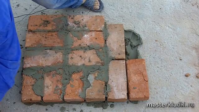 Кирпичная кладка угла в 2 кирпича "Цепная система перевязки" -  [© masterkladki]