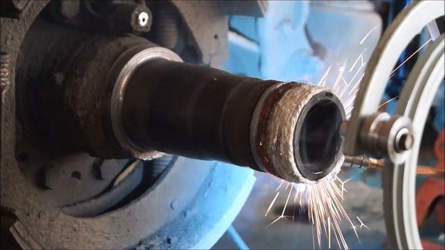 Автоматическая наплавка и расточка полуосей грузового автомобиля MACK