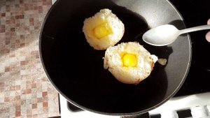 Быстрый завтрак за 10 минут. Это что-то новое!!! Жареный хлеб с яйцом!