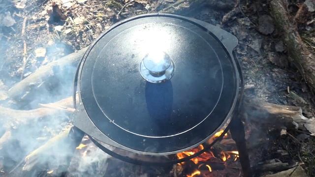 ТУШЕНАЯ ФОРЕЛЬ В ТОМАТАХ И ВИНЕ,КОПЧЕНЫЙ ТОЛСТОЛОБИК