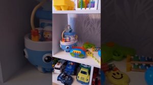 Организация игрушек на полках?