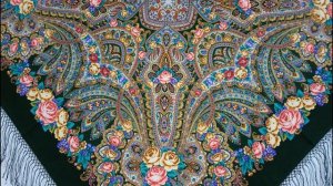 На крыльях нежности. Размер 135х135 см. Яркий зеленый ПАВЛОВОПОСАДСКИЙ ПЛАТОК с шелковой бахромой.