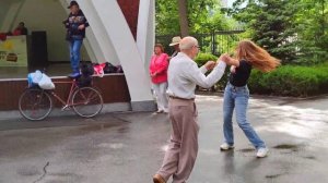 Танцы ???? в парке Горького Июнь 2021 Харьков