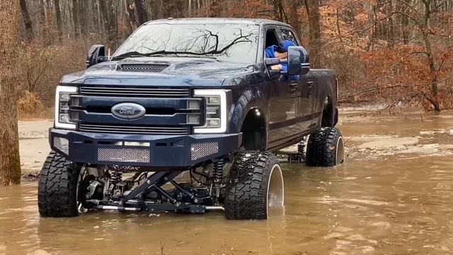 I bought a $102,000 AnyLevel F350 for Testing Purposes смотреть онлайн