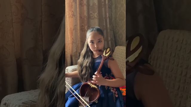 Адамтаева Мөлдip. Аспапта ойнау жанры. Орта топ, 5-ші ондық. #өнерліөрен смотреть онлайн