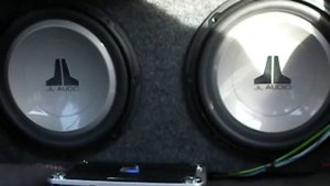 JL Audio 12w1v2 /w Alpine PDX 1.600