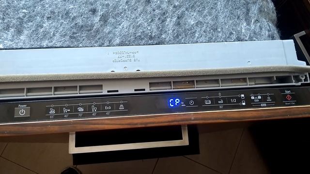 Zmywarka Samsung DMS400TUB programator dziwnie się zachowuje смотреть онлайн