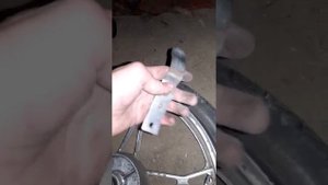 Как разбортировать колесо на мопеде альфа