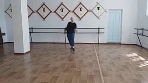 Занятие 54. "Вальс классический. "Балансе" в продвижении и на месте". 18.06.2020