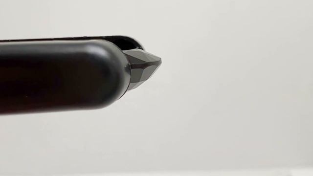 Темно-зеленый турмалин из Нигерии 2,37ct Karen Sergems смотреть онлайн