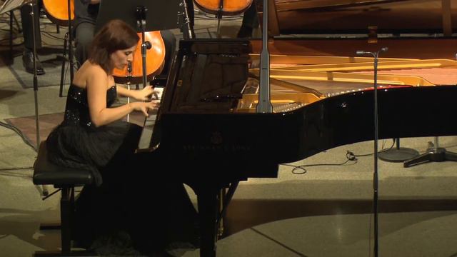 Benjamin Britten - Young Apollo, Op. 16 (1939) смотреть онлайн