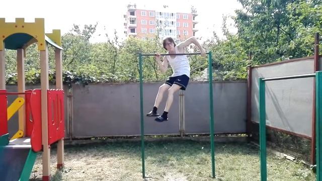 Полотенце на каждую руку / Handkerchief on each hand смотреть онлайн