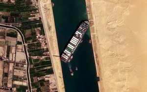 Пробка на миллиард. История блокировки Суэцкого канала