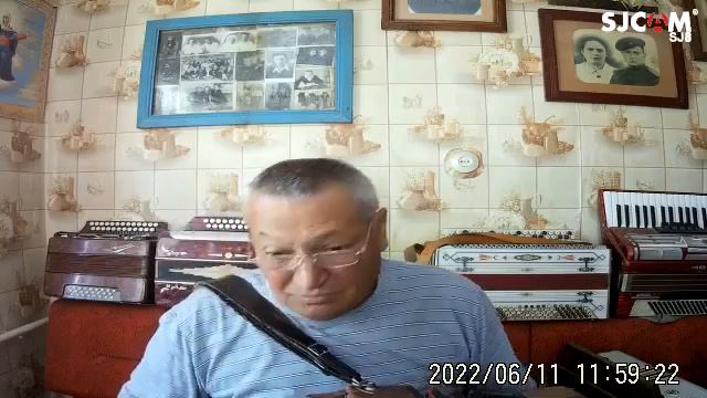 Частушки  скартинками