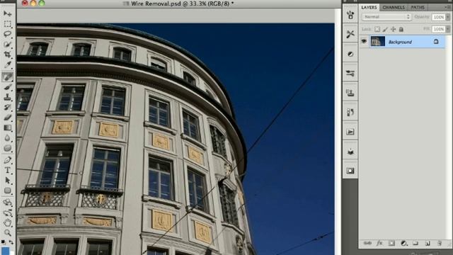Photoshop CS5: Wire Removal with Content-Aware Fill смотреть онлайн