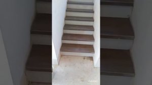 Отделка лестницы на второй этаж.