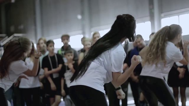 «Андер-Арт» | 2016 смотреть онлайн