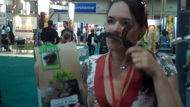 Wet Noses Carob and Mint Treats mp4 смотреть онлайн