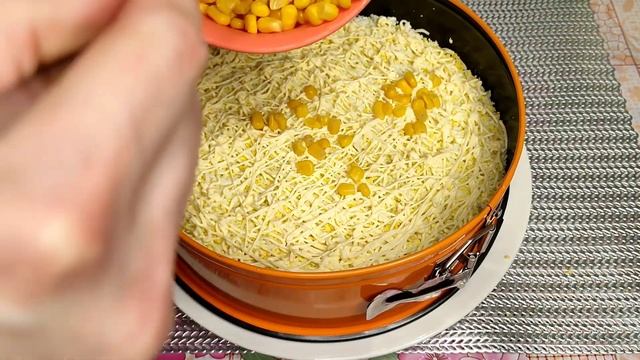 Два супер - вкусных салата из крабовых палочек.