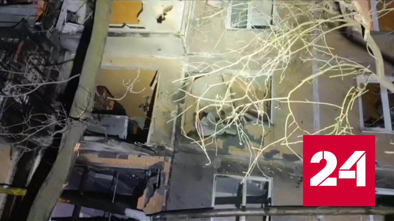 В Донецке врачи помогают пострадавшим при обстреле ВСУ - Россия 24