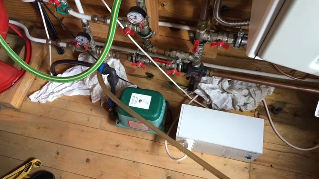 Химическая и гидропневматическая промывка системы отопления после теплоносителя смотреть онлайн