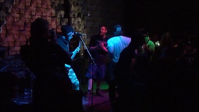 КОМУ НУЖНО ЭТО ИСКУССТВО? смотреть онлайн