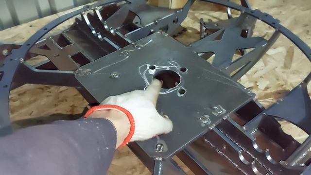 Новый проект – «ТЭ-1000». Рама, ковш, отвал! Часть 2 смотреть онлайн