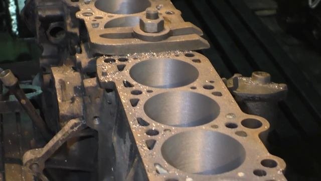 Единственный в мире мотор WV R8 3,8L - рядная восьмерка у нас на расточке!!!
