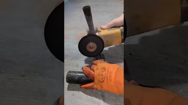 metal grinder vs rubber tube 1000°!!!! #eksperimen #smart #happy #asmr #metal