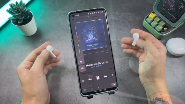 СВЕЖИЙ ТОП ?БЕСПРОВОДНЫЕ НАУШНИКИ XIAOMI QCY T18 БЮДЖЕНТЫЕ ! смотреть онлайн