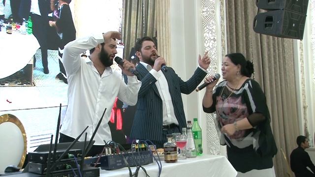 Поют цыгане Наталья Бузылёва, Василий и Митя Крести "То не ветер ветку клонит". смотреть онлайн