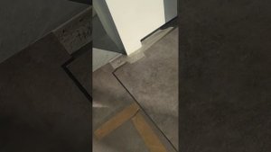 Укладка кварцвинила. Примыкание к скрытым дверям и керамограниту