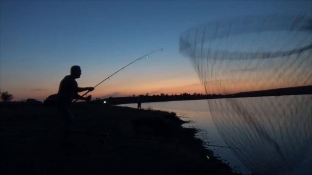 Рыбалка на карася и большую краснопёрку ночью! Рыбалка в Ставропольском крае – /Всё о рыбалке! смотреть онлайн