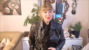 *НЕМЦЫ В УЖАСЕ* ОТ УКРАИНСКОЙ БЕЖЕНКИ, ОНА ВОЗМУЩАЕТСЯ,ЕЙ НЕ ДАЛИ СОБСТВЕННЫЙ ДОМ В ГЕРМАНИИ