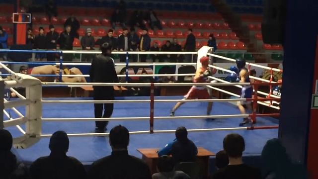 Северная зона Дагестана по боксу [4 бой] смотреть онлайн