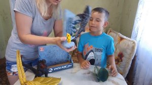 Распаковка игрушки для бассейна. КИТОВАЯ АКУЛА.
