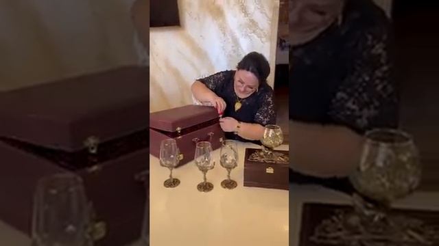 Готовим суп. Показываю подарки. Наводим порядок в огороде и голове. Стрижка и укладка. #арусякавказ