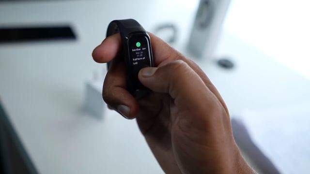 I Bought this smartBand for FITNESS - Review ! смотреть онлайн